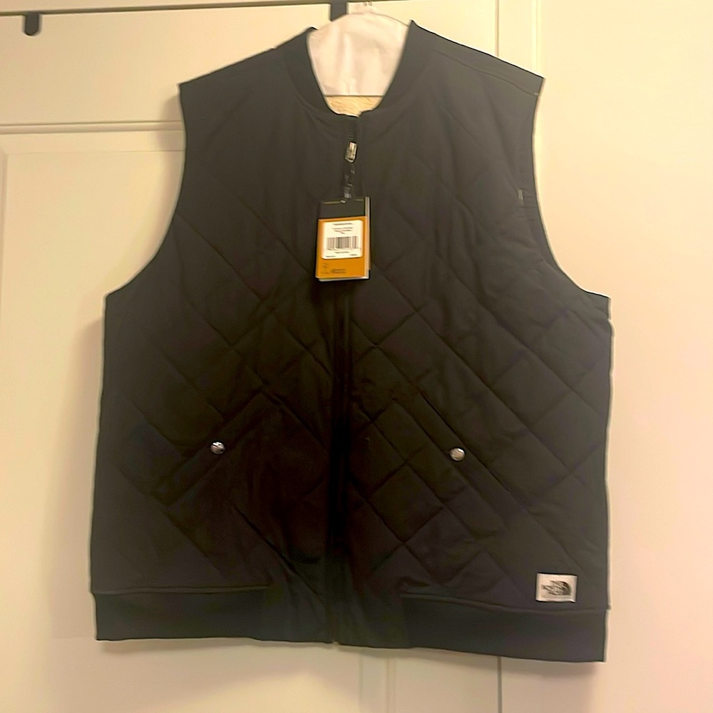 NWT Men’s the North Face Quilted Vest XXL